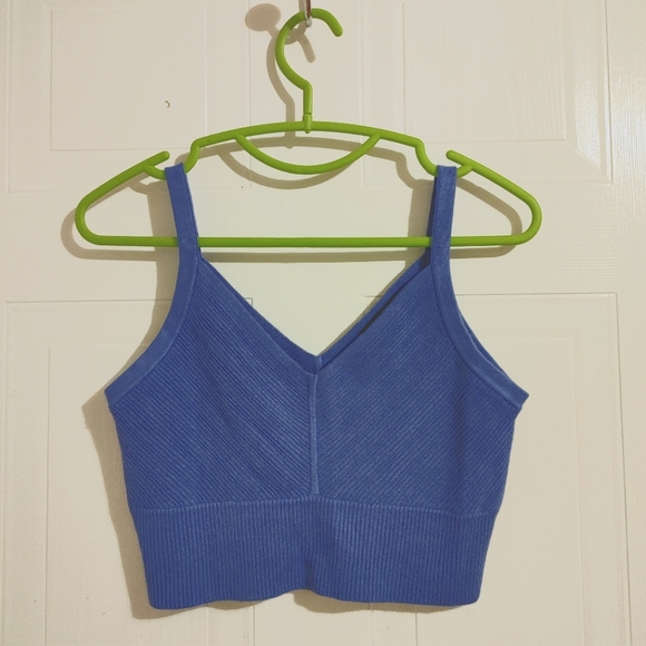 RW&CO. Ribbed Knit V-Neck Cropped Cami NWT - Picture 4 of 6